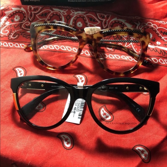 Designer Glasses (Must Go) - Picture 3 of 3